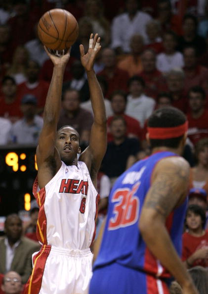 强度对抗中 强度对抗中