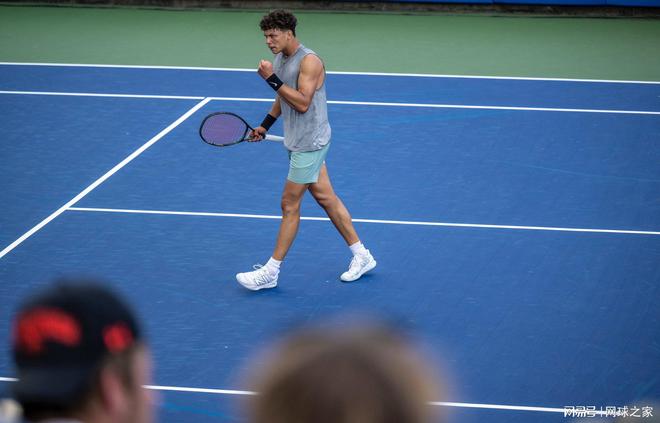 的国际曝光 的国际曝光